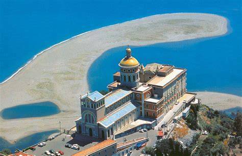 Vista panoramica del Santuario di Tindari