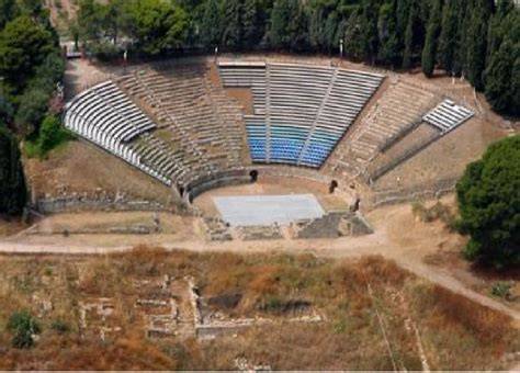 Teatro greco del Parco archeologico di Tindari
