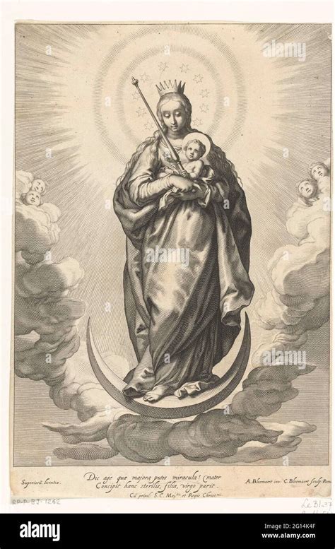 Madonna con luna sotto i piedi