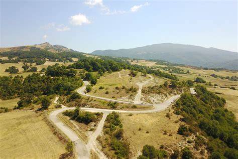 Passo di Viamaggio e chiesetta