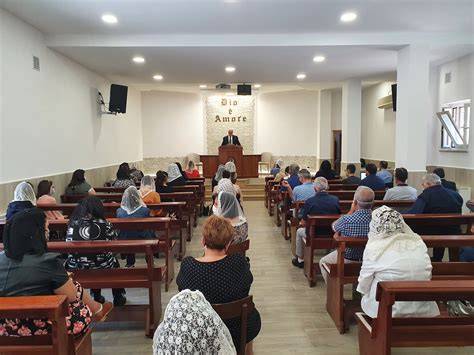 Interno di una chiesa evangelica a Napoli