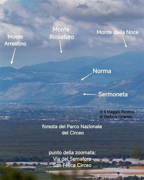 Panorama dai Monti Lepini verso il Circeo