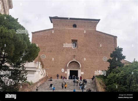 Chiesa di Santa Rita e scalinata