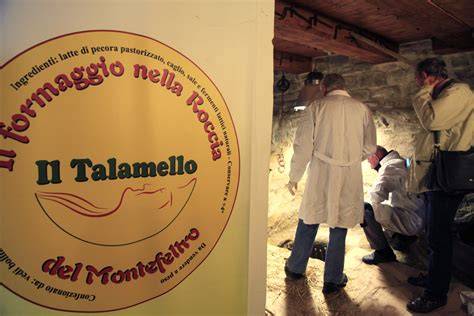 Formaggio Talamello nella roccia