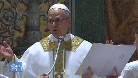 Prima messa di Benedetto XVI Cappella Sistina