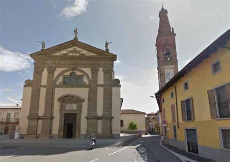 Facciata della chiesa di San Giorgio Bonate Sotto