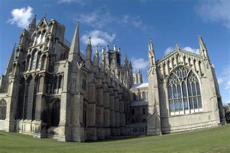 Facciata della Cattedrale di Ely