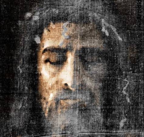Braccia del Cristo e Sindone