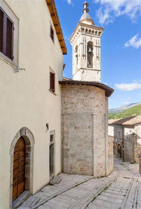 Campanile settecentesco della chiesa di Uboldo