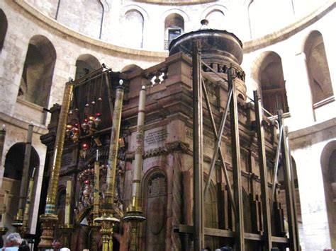 Interno della Basilica del Santo Sepolcro