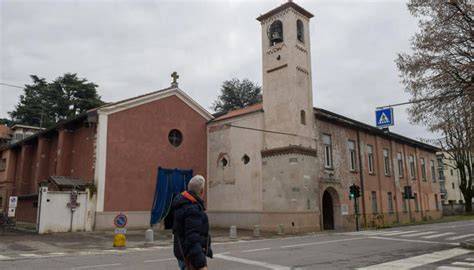 Campanile restaurato santuario Melzo