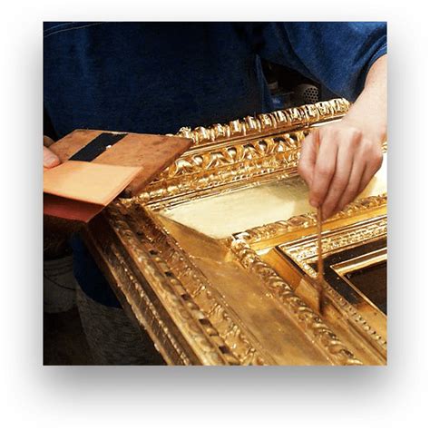 Restauro di legni carbonizzati e dorature