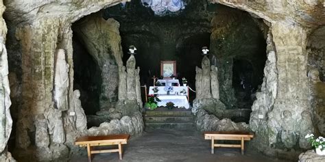Chiesetta scavata nella dolomia XII Apostoli