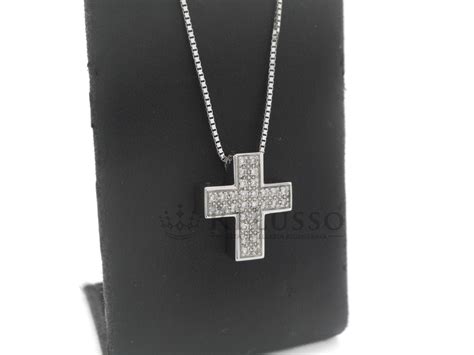 Collana croce Salvini oro bianco diamanti