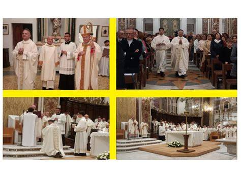 Parroco durante celebrazione in chiesa
