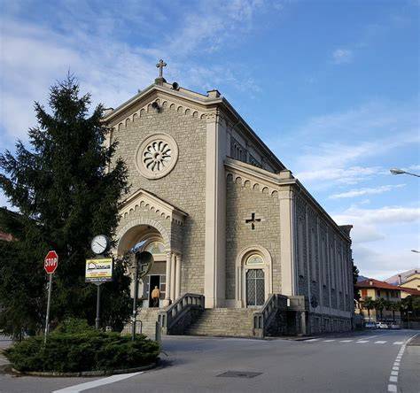 Chiesa del Sacro Cuore Mandello del Lario