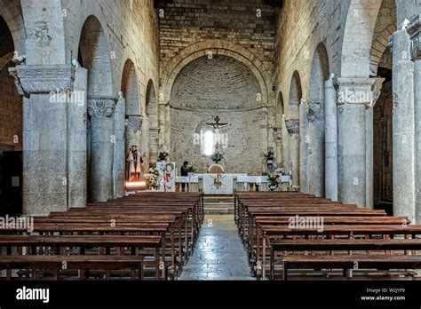 Chiesa San Giorgio Martire Capriolo interno