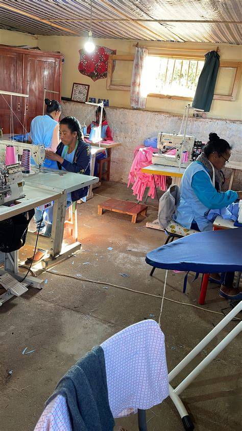 Atelier di sartoria femminile in Madagascar
