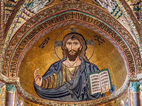 Affresco Cristo Pantocratore Lentini